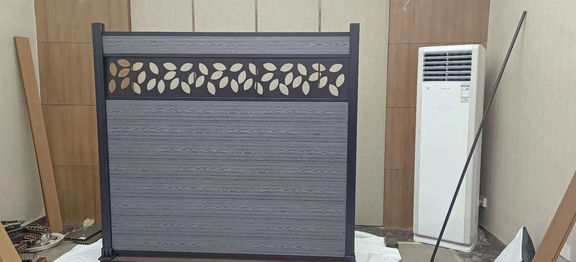 Durable Weather-Resistant DIY Fence WPC Hot Sale Garden Fence Panels