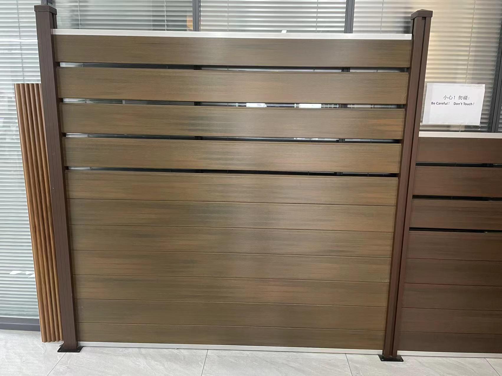 Easy Installation Outdoor WPC Fence for Garden and Vila with Gap Full Private Aluminum Fencing
