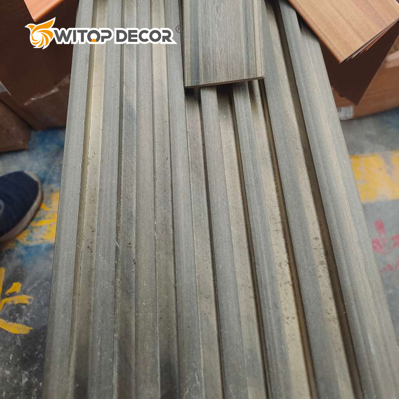 195mm Wood Color Laminated Fireproof Indoor Decoration WPC Wall Panel