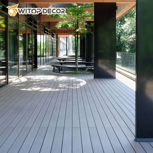 Balcony Flooring in Co-Extrusion Solid Decking with Embossing