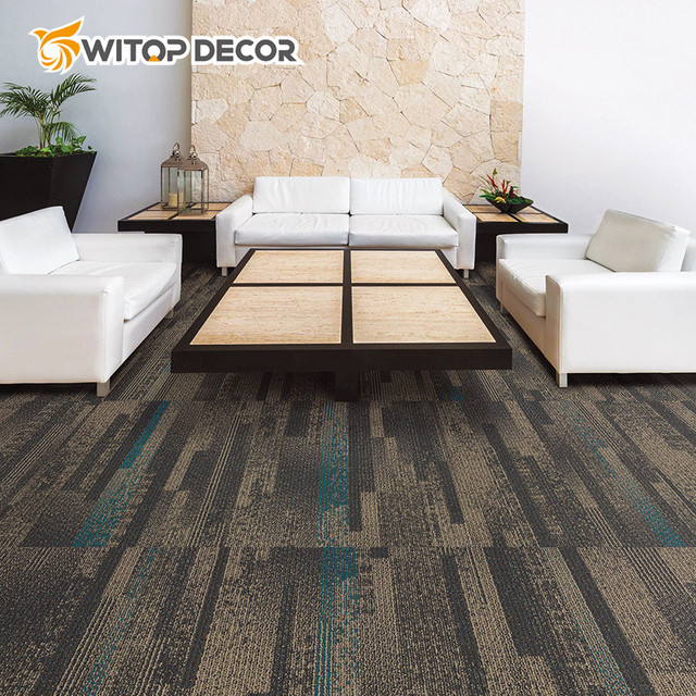 Interior Flooring of PVC Plastic Non-Slip Flooring Roll Lvt Flooring Fireproof