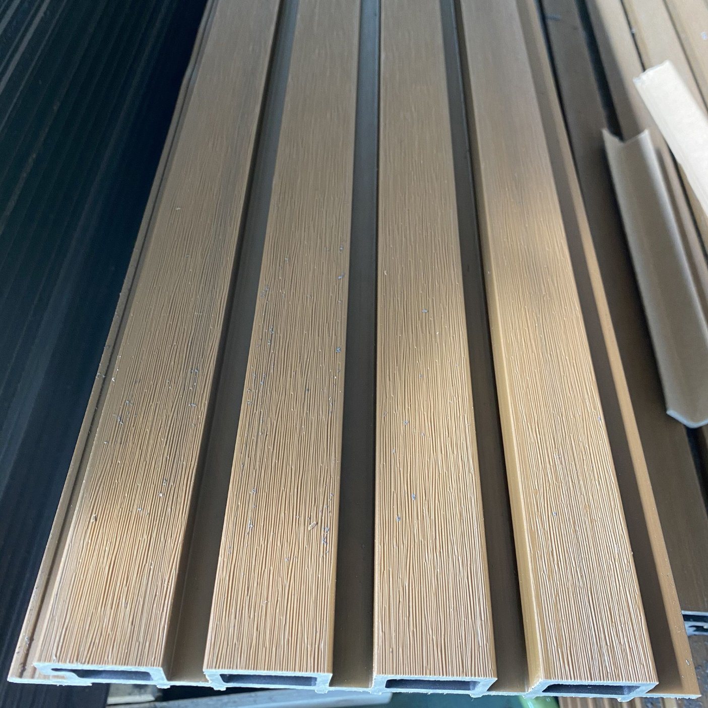 Building House Wall Covering Wood Composite WPC Cladding