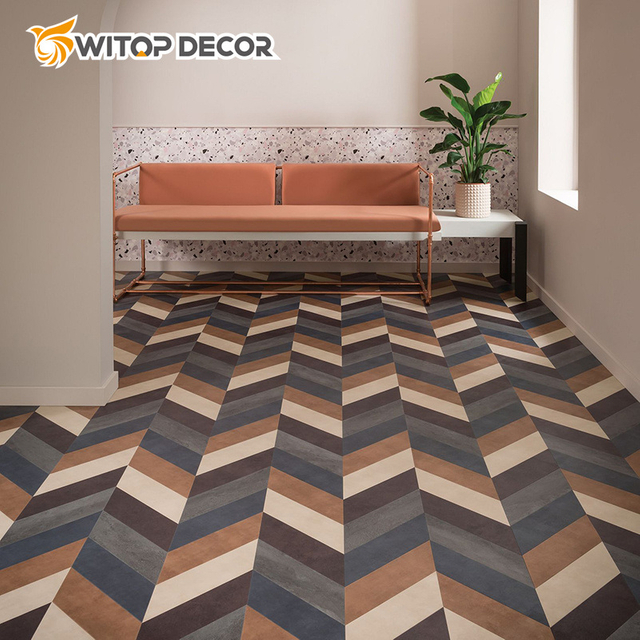 Waterproof Virgin Material Wooden Lvt/PVC Luxury Vinyl Tile Flooring