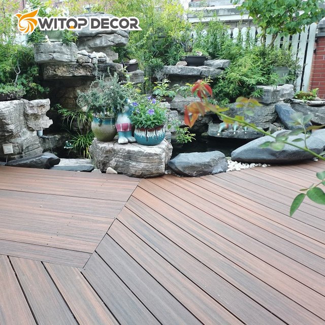 WPC Outdoor Tile Embossed Wood Plastic Composite Decking for Garden
