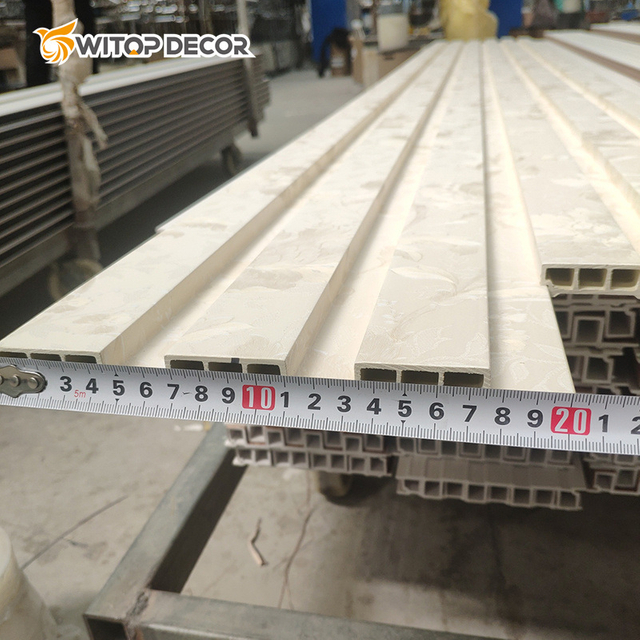 Fluted Panel with Lightweight and Flexible Material