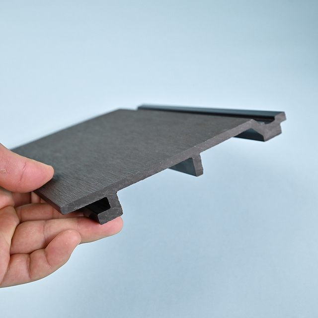 3D Fluted Hotel Eaves Exterior Composite Wall Panel WPC Cladding