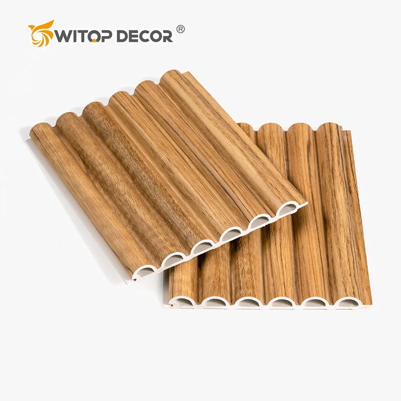 Natural Wood Slat Panel for a Warm and Inviting Atmosphere