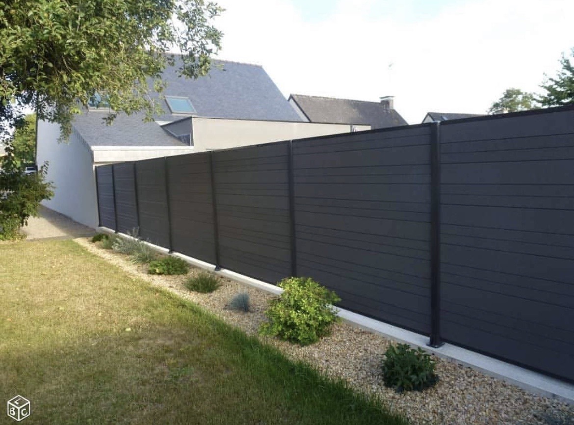 Wood Grain WPC Fence for Outdoor Yard