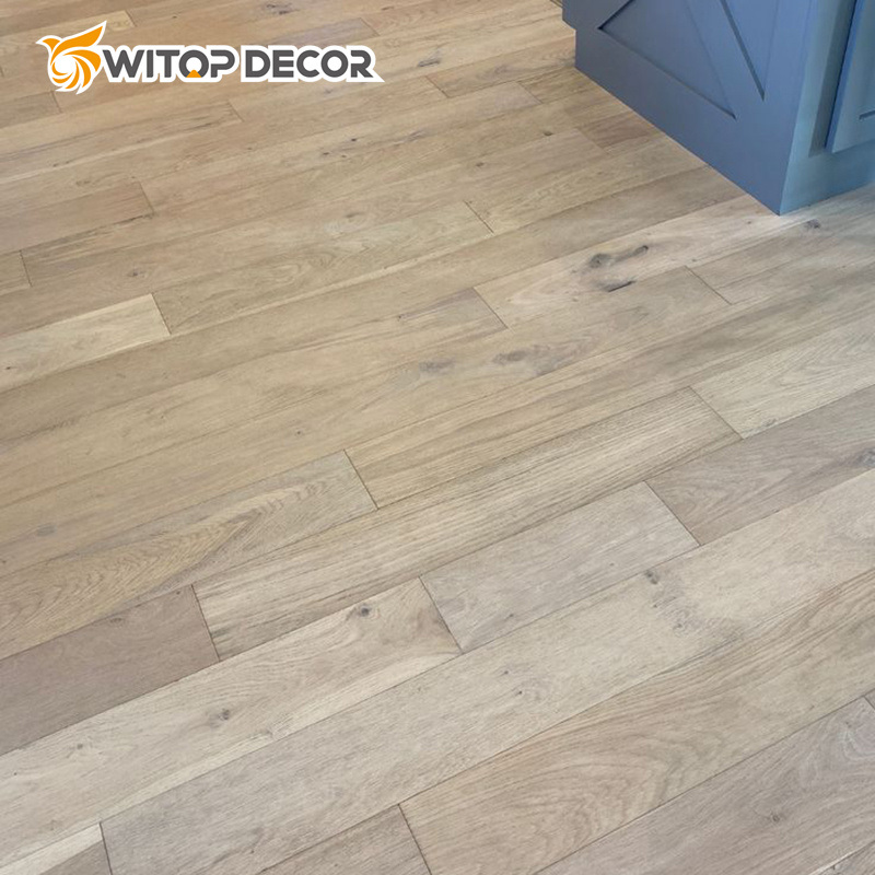 Best Selling Indoor Places Luxury Spc Flooring with Good Price
