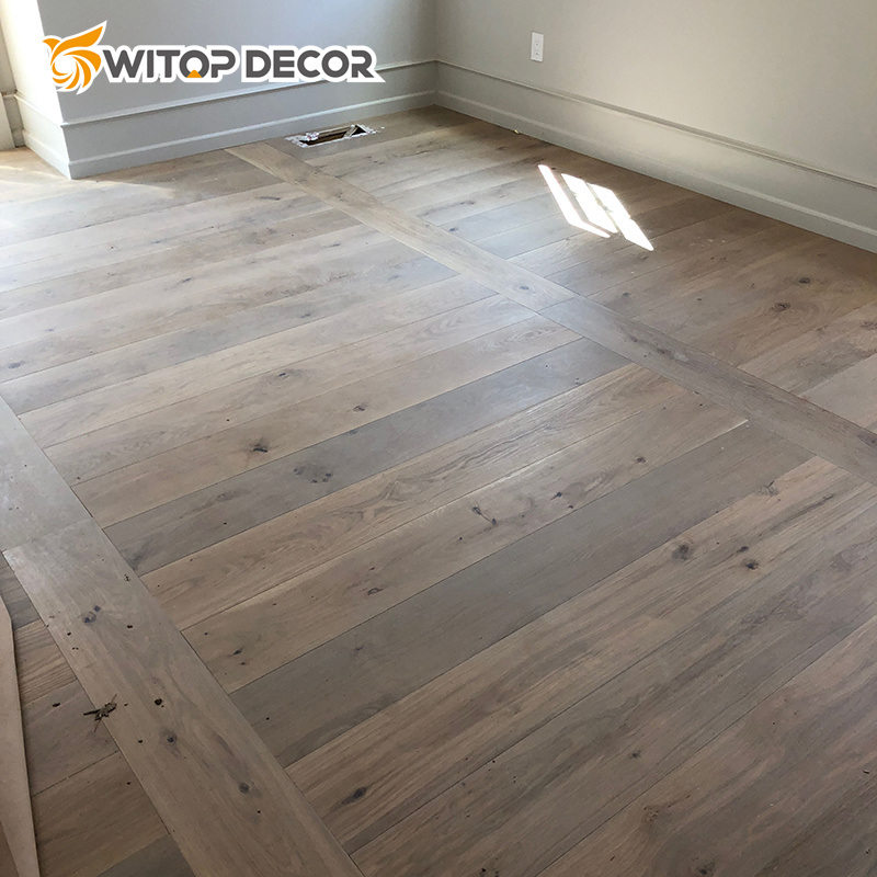 Wooden Look Design Interlocking Vinyl Plank Spc Flooring with UV Coating